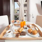 Fourseasons Couette-café *