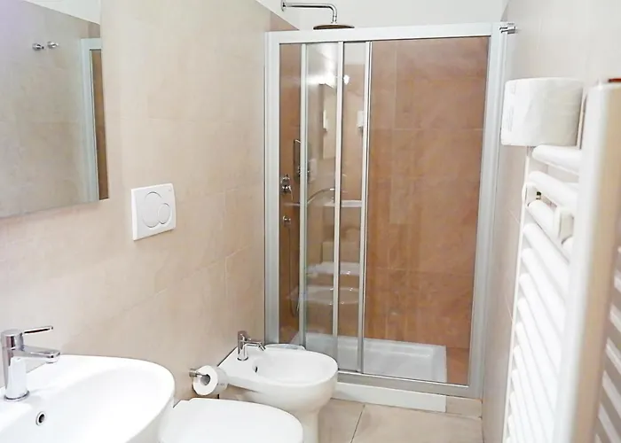 Fourseasons * לצ'ה